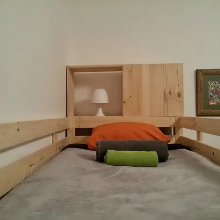 Hostal City Hostel Lisbon *