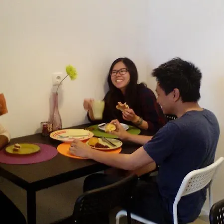 City Hostel Lisbon Хостел