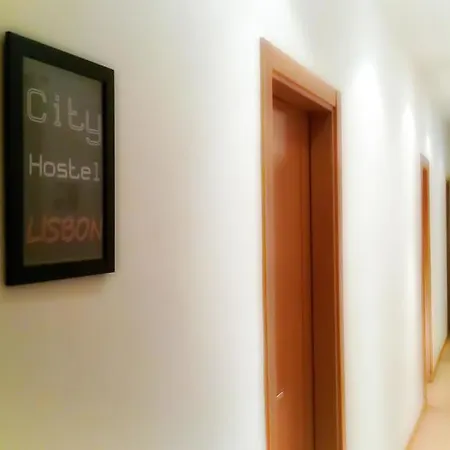 City Hostel Lisbon Хостел Лісабон