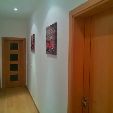 City Hostel Lisbon * Лісабон