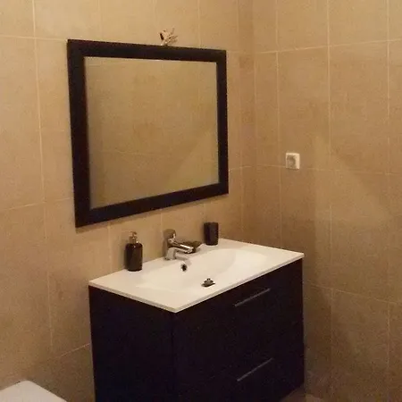 City Hostel Lisbon * Лісабон