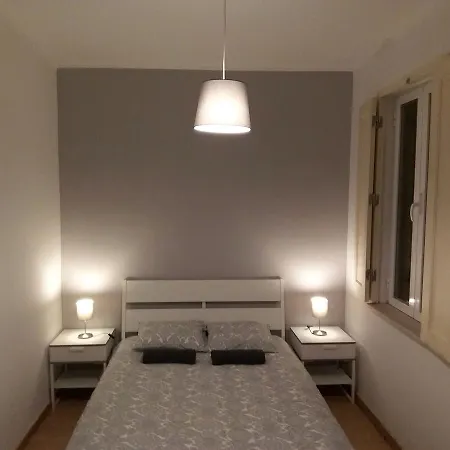 City Hostel Lisbon * Лісабон