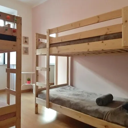 City Hostel Lisbon Auberge de jeunesse *